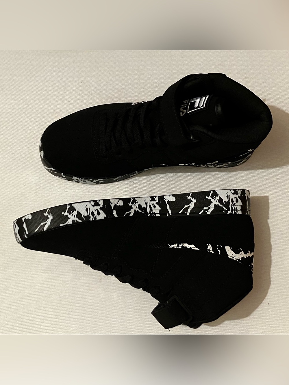 New without Tags Fila Vulc 13 Marble high-top sneaker women size 7 Black/White - Picture 6 of 12